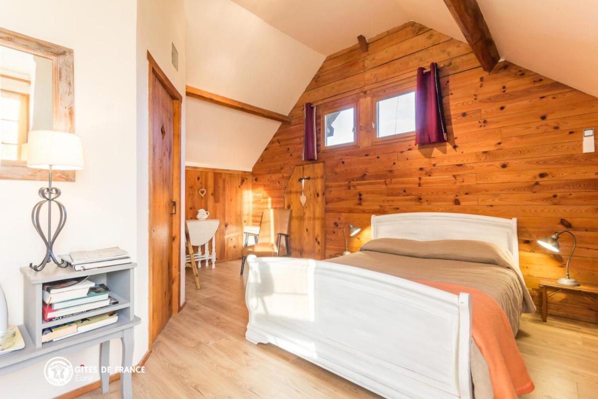 Ferme De La Cacheterie, Bed & Breakfast Fleury-la-Foret Luaran gambar